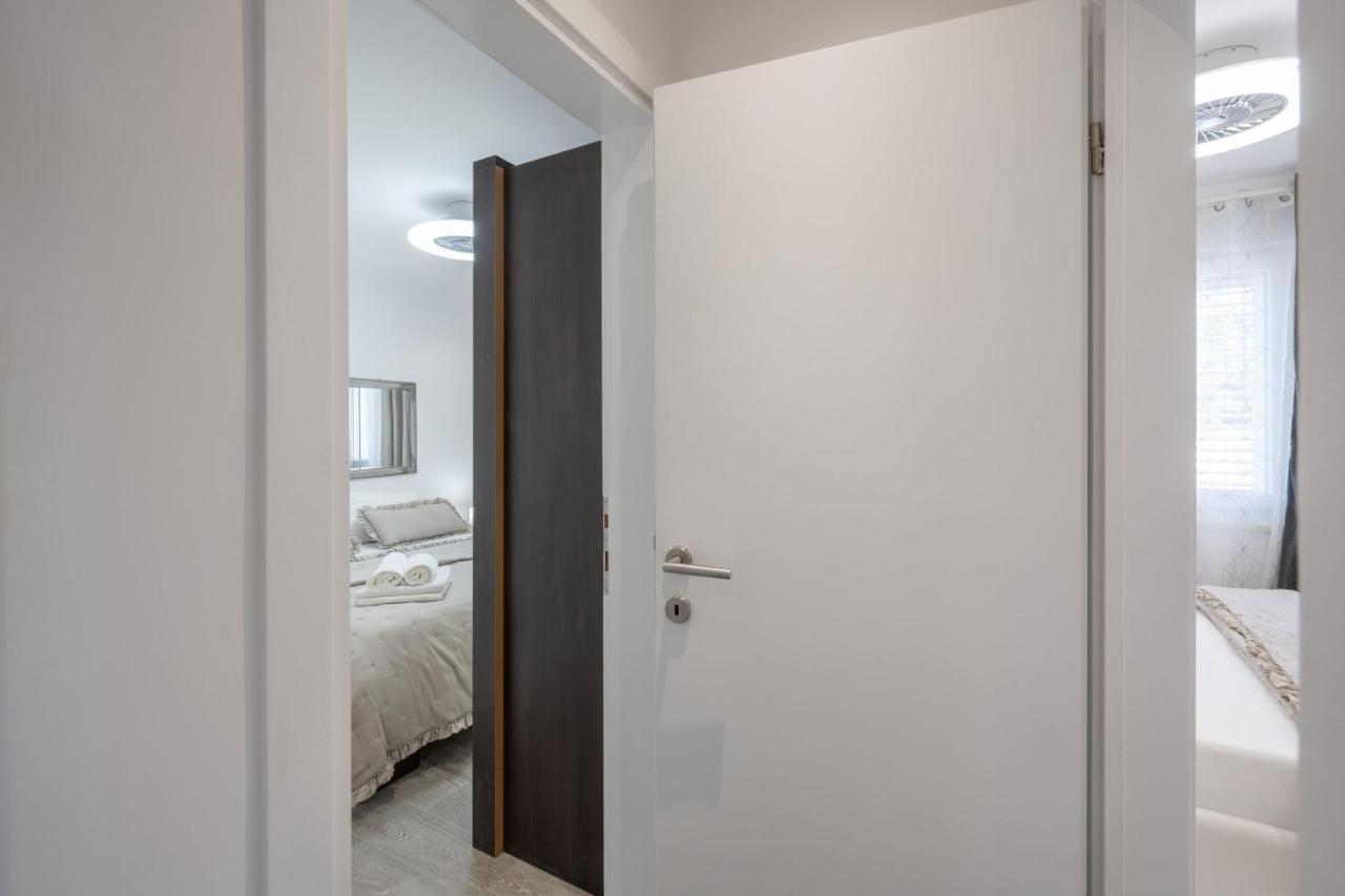 Jasenka Apartment Zavalatica Eksteriør billede
